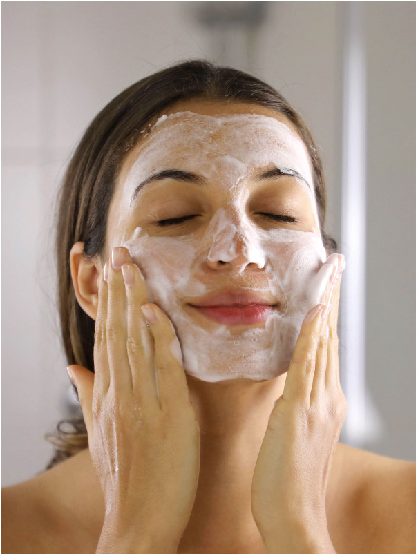Wellwith Sea Buckthorn Gentle Face Cleanser With Omegas